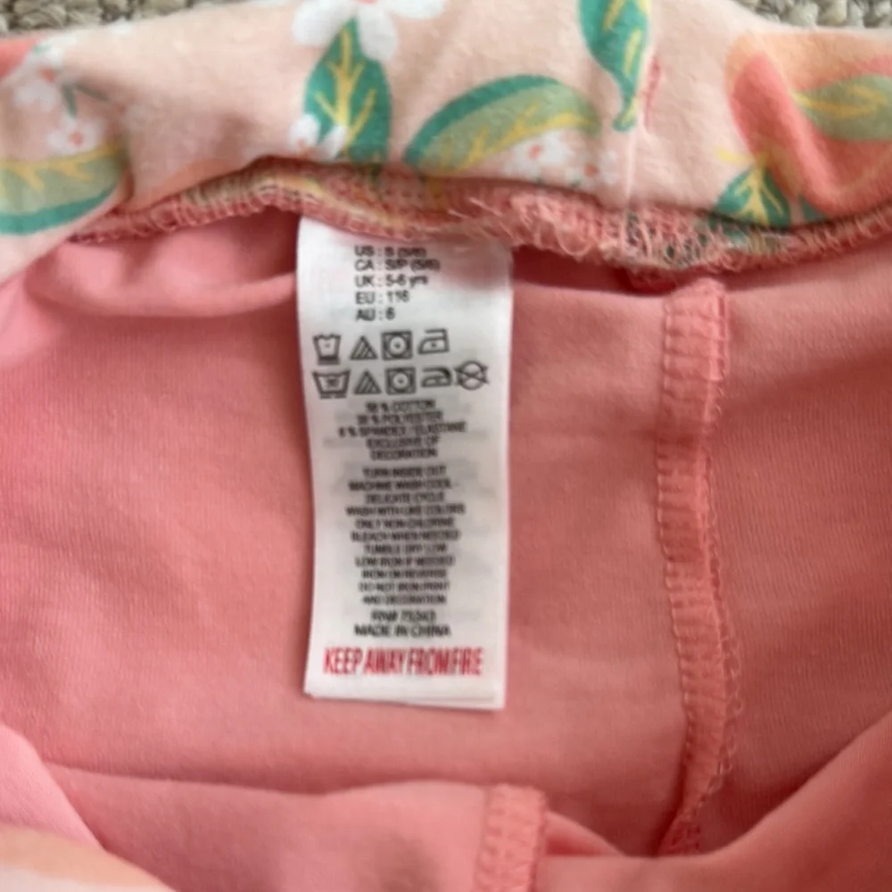 Tommy Bahama Peach Graphic Tee and Skirt Set size 5/6 - Picture 8 of 8